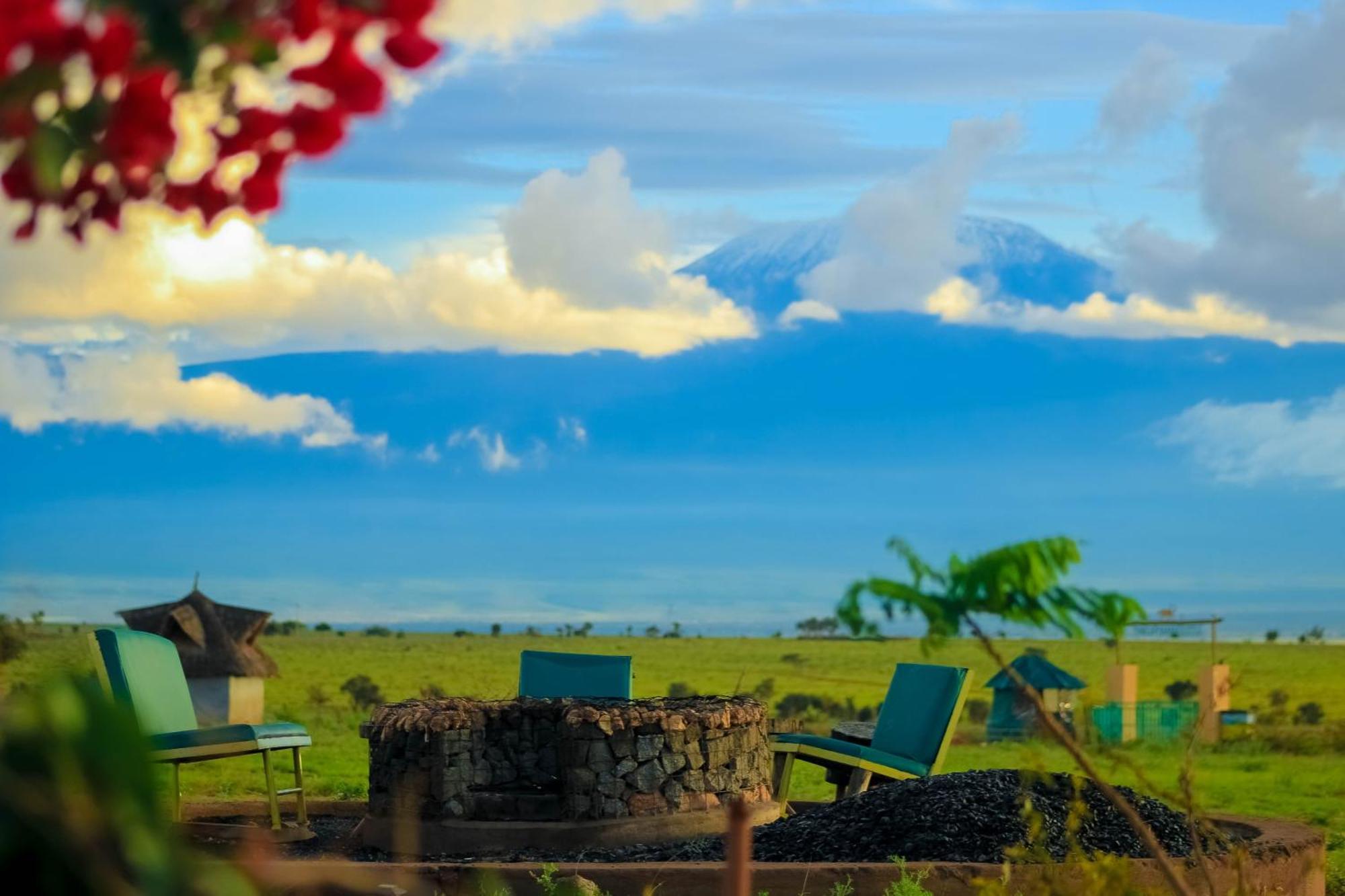 Amanya 2-Rooms Lioness Family Amboseli Exterior foto