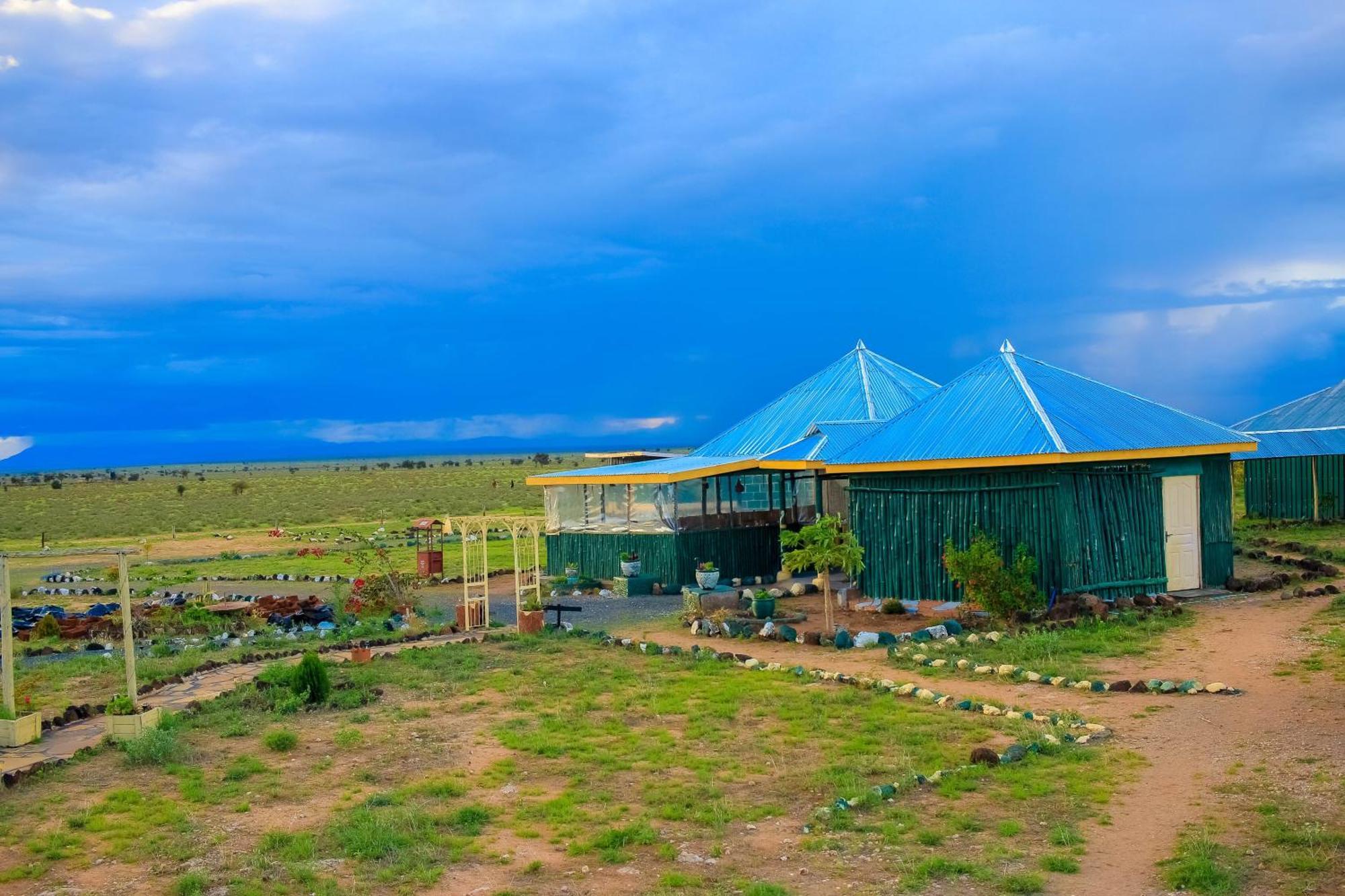 Amanya 2-Rooms Lioness Family Amboseli Exterior foto